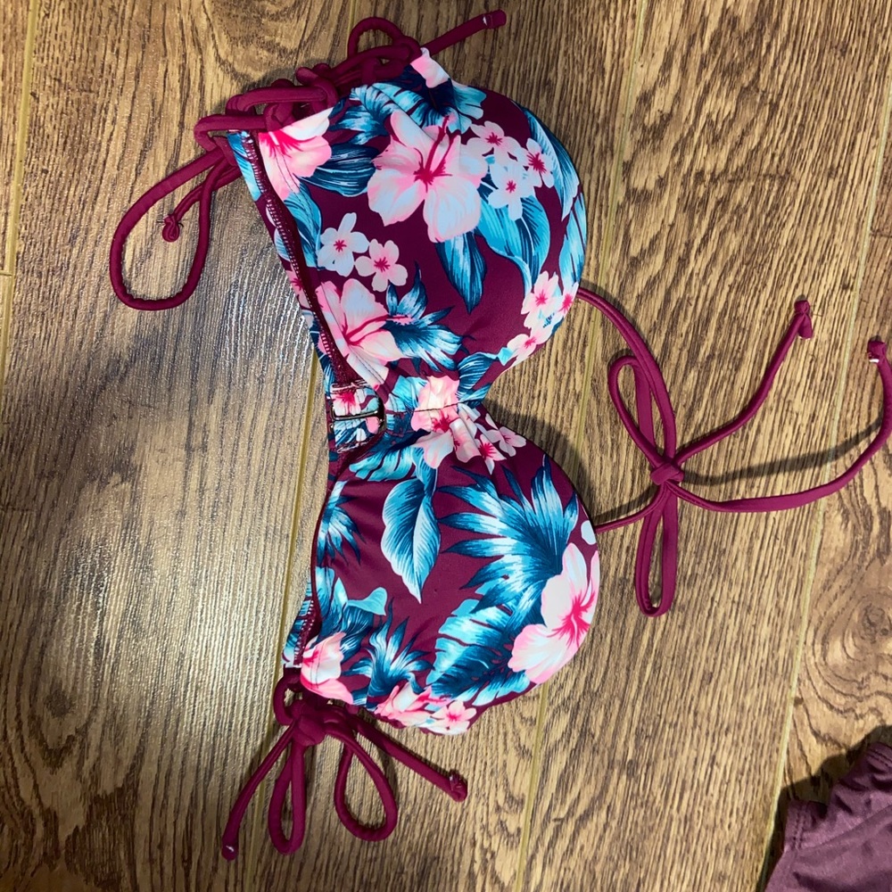 Bikini top